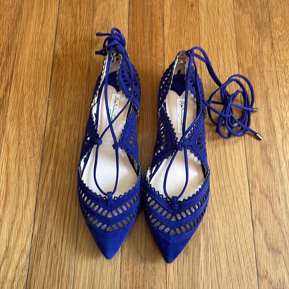 Ashley cole lace up flats!